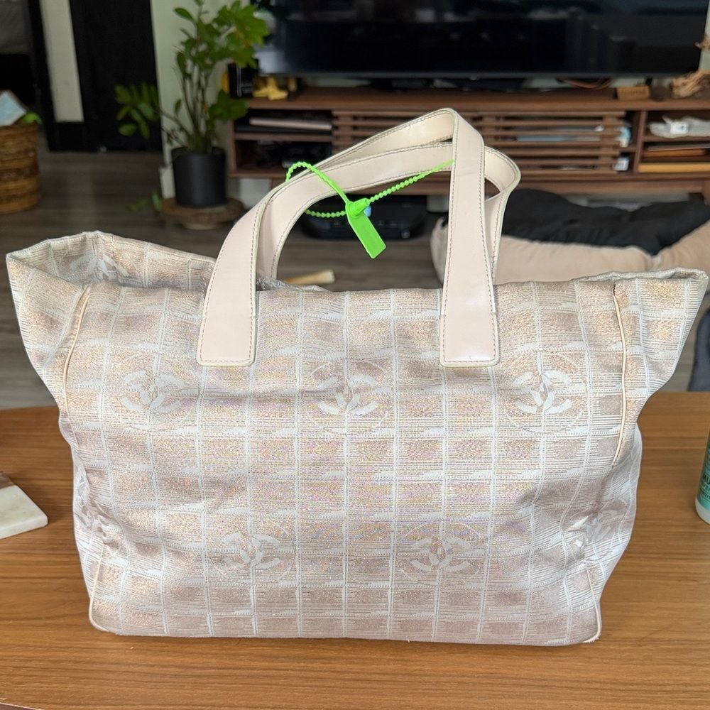 CHANEL Beige and Cream Tote Bag